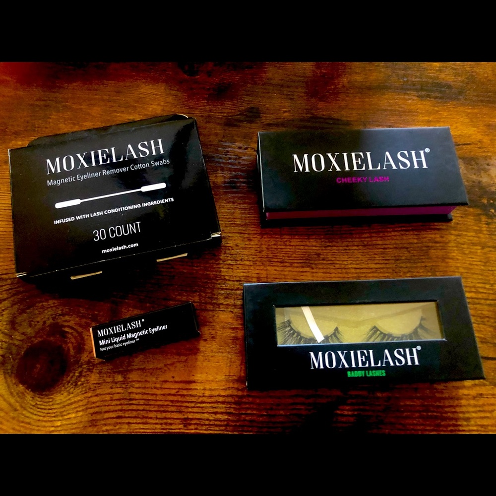 New/unused magnetic moxielash kit
